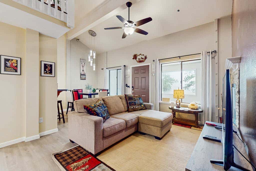 Updated Condo with Lake Views, Heated Floors, Soaking Tub
