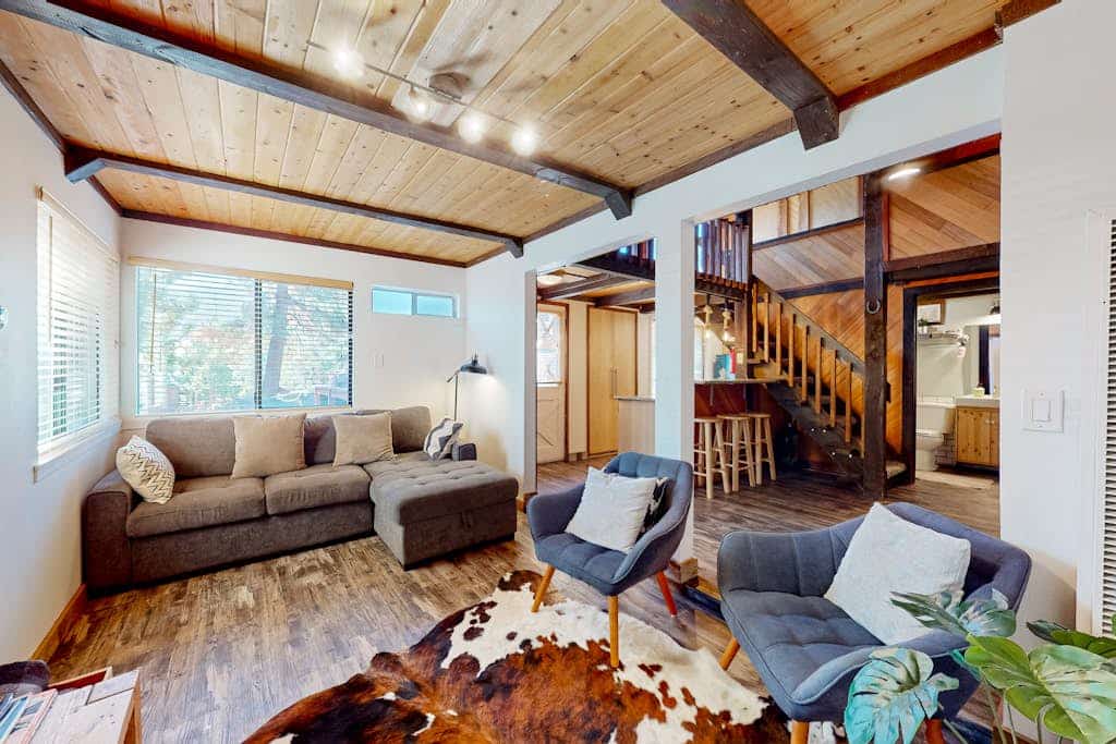 Hilltop Lodge