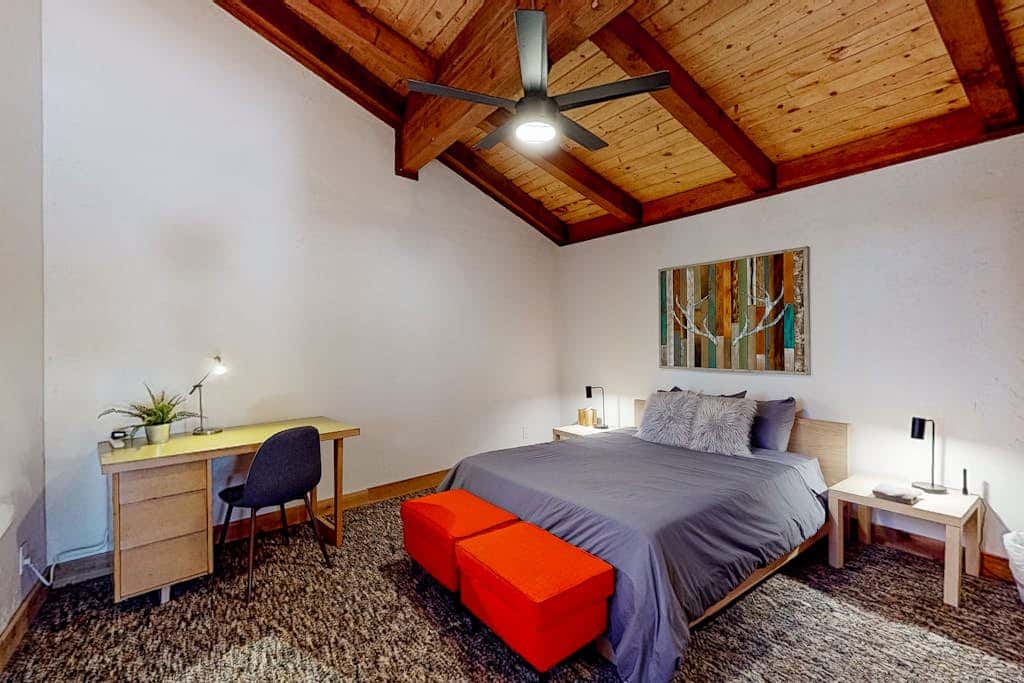 Dog-friendly nature escape with generous balcony, fireplace, & views, sleeps 6