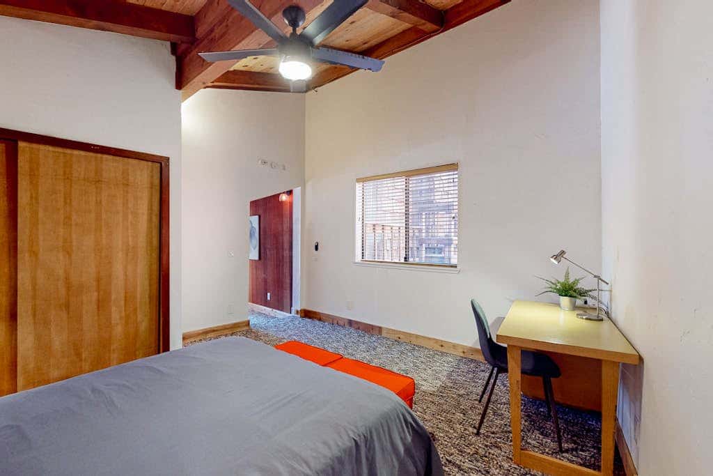 Dog-friendly nature escape with generous balcony, fireplace, & views, sleeps 6