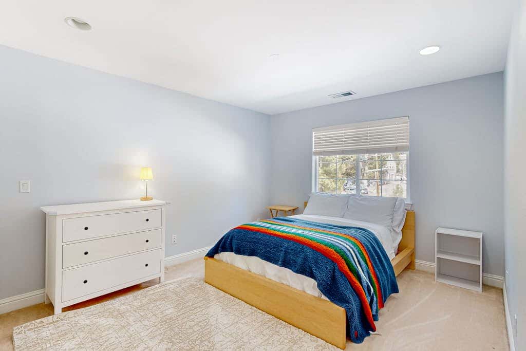 Large home among the treetops near Heavenly with hot tub & great deck