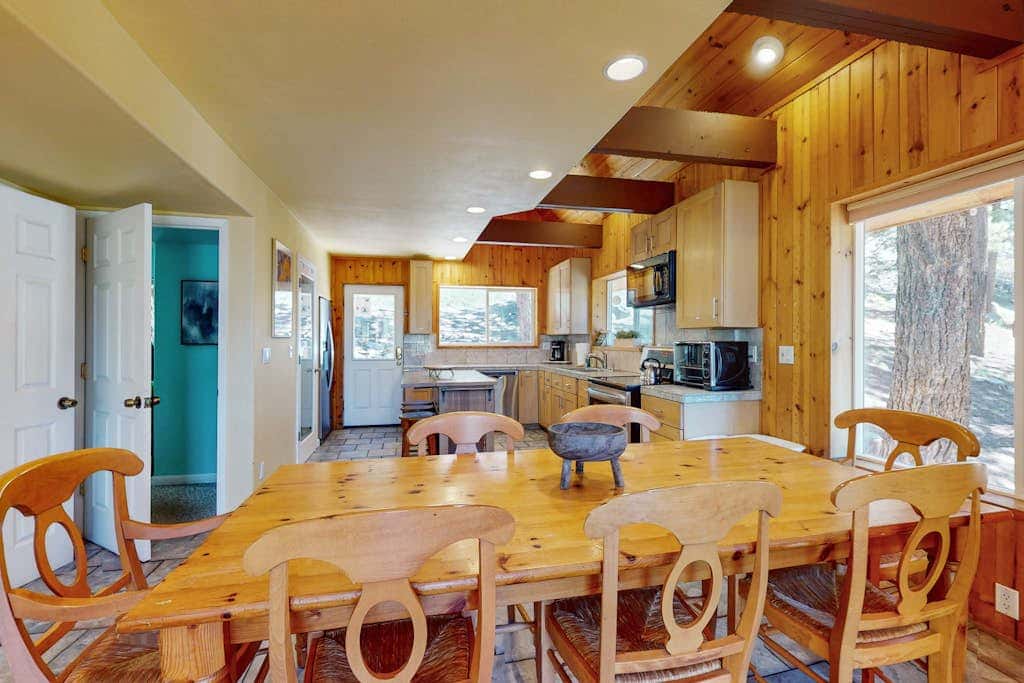 Stateline Chalet -  5BR, Panoramic Mountain Views, Dipping Pool & Dry Sauna