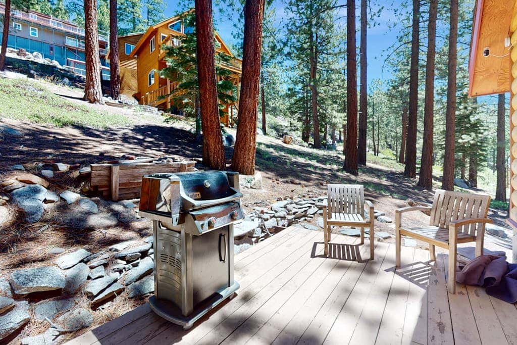 Stateline Chalet -  5BR, Panoramic Mountain Views, Dipping Pool & Dry Sauna