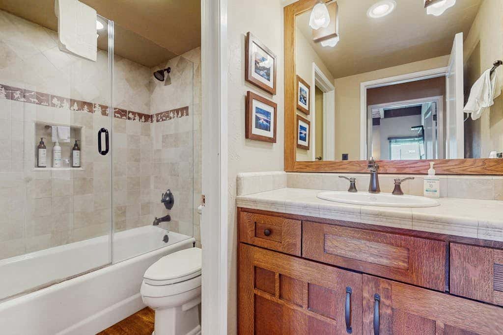 Lake Front Condo, steps from the beach with beautiful view of Lake Tahoe