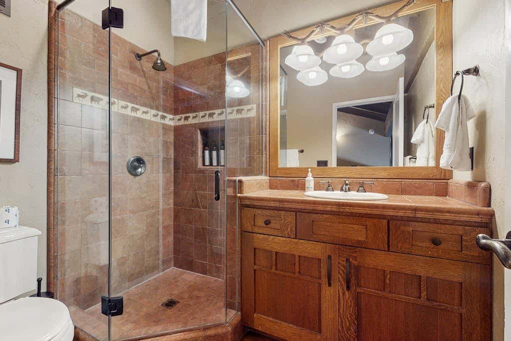 Lake Front Condo, steps from the beach with beautiful view of Lake Tahoe