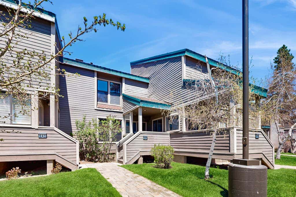 Lake Front Condo, steps from the beach with beautiful view of Lake Tahoe