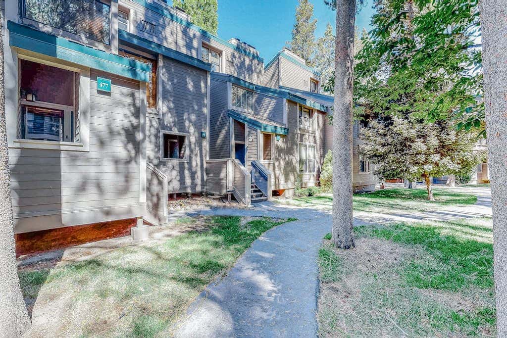 Lake Front Condo, steps from the beach with beautiful view of Lake Tahoe