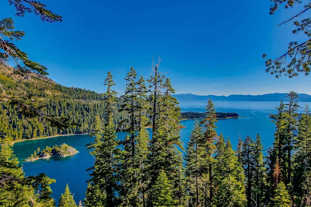 Lake Front Condo, steps from the beach with beautiful view of Lake Tahoe