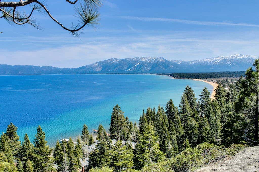 Lake Front Condo, steps from the beach with beautiful view of Lake Tahoe