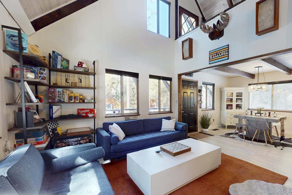Family-friendly cabin with fireplace, bikes, loft, games, & skiing nearby