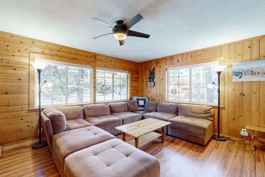 Lipan Lodge