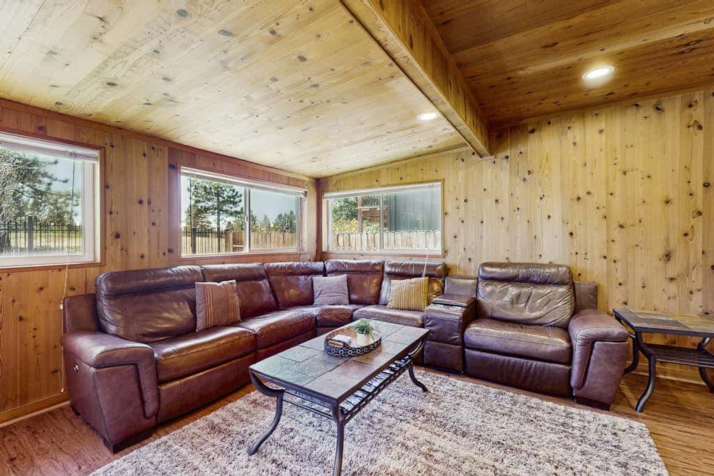 Edgewood Retreat - Hot Tub, Golf Course Views & Walk to Stateline