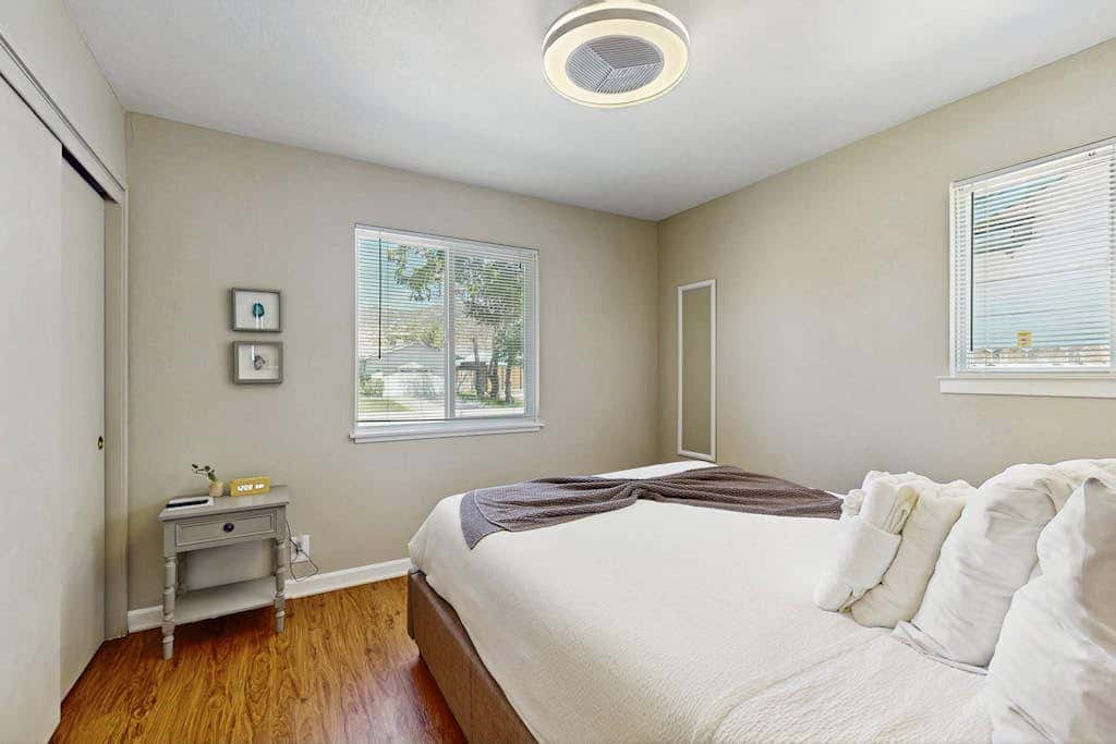 Edgewood Retreat - Hot Tub, Golf Course Views & Walk to Stateline