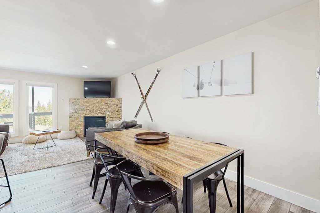 Dog-friendly mountain condo with washer&dryer