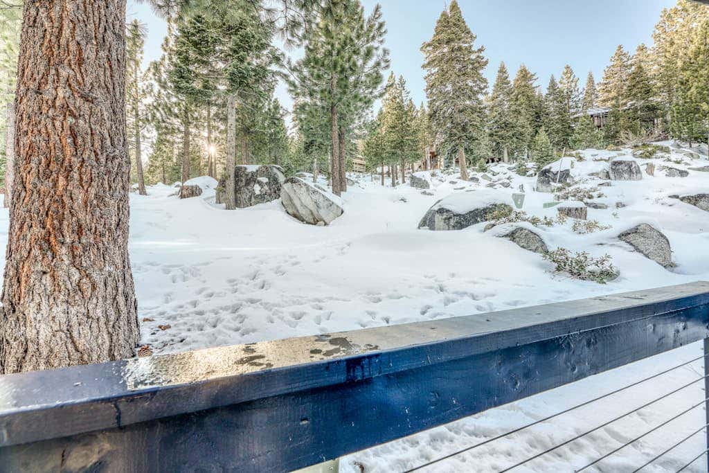 Dog-friendly mountain condo with washer&dryer