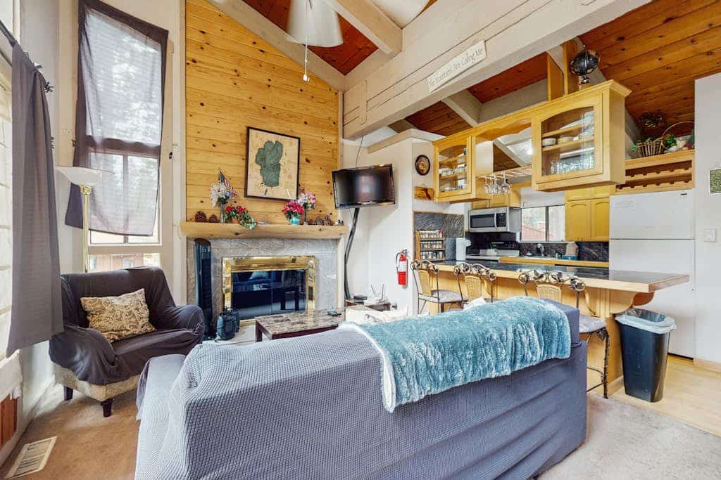 Saddle Road Condo