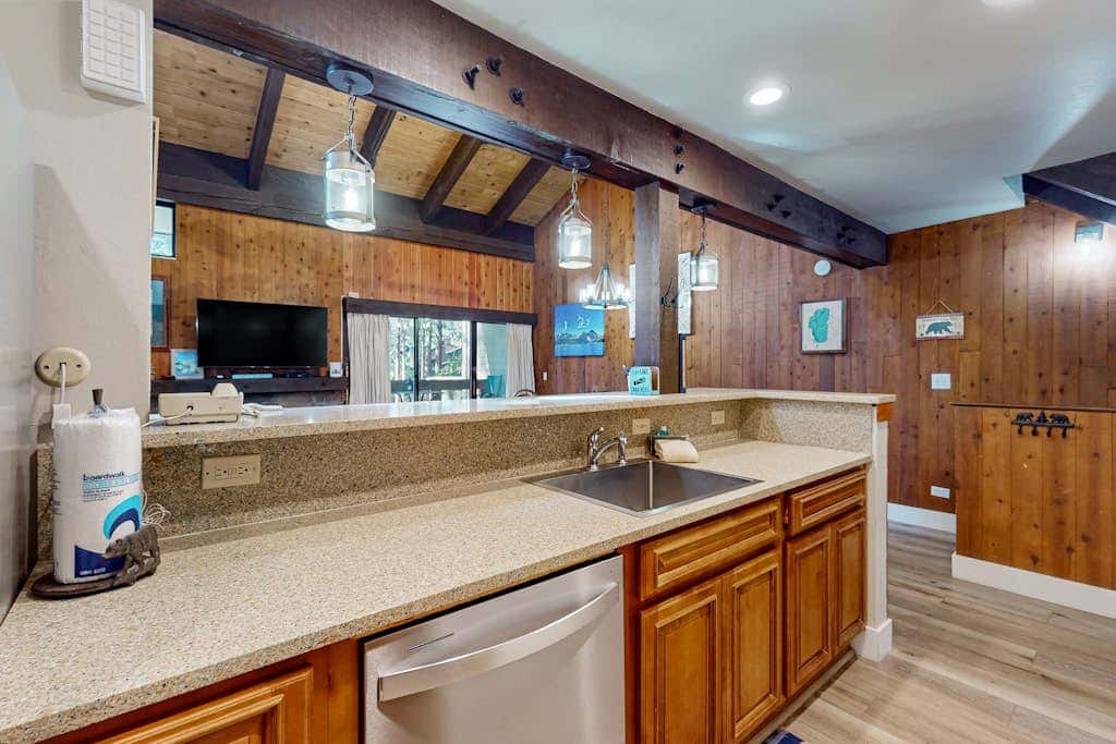 Escape to the lake for luxury amenities near Ski Run Marina & Heavenly