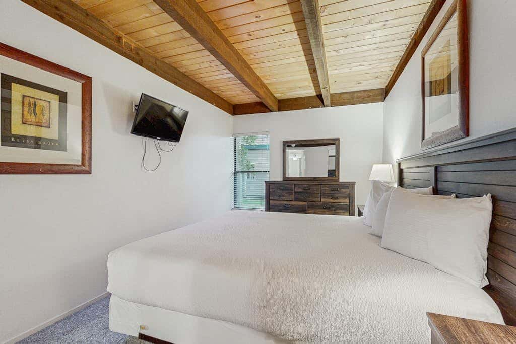 Experience Tahoe from a first-class resort with private beach access & pools