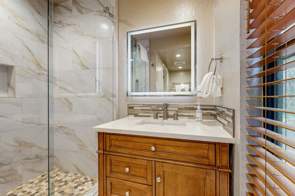 Experience Tahoe from a first-class resort with private beach access & pools