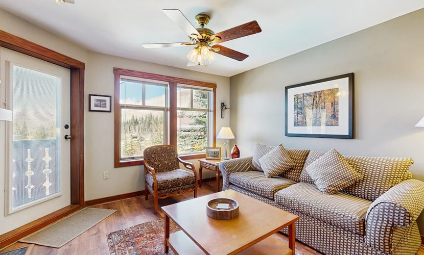 Eagle Springs East 402 - Buffaloberry Suite