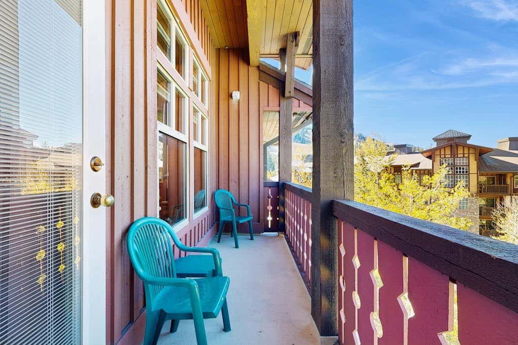 Mountainview Condo with Ski-In/Out Access, Club Solitude Access with Pool & Hot Tub
