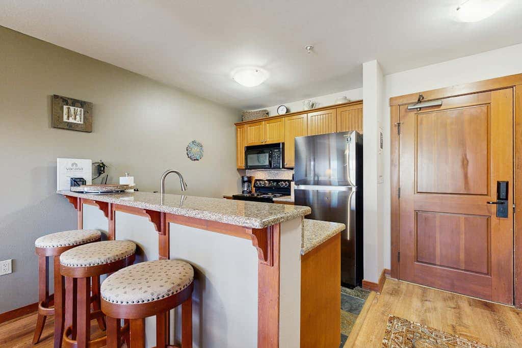 Mountainview Condo with Ski-In/Out Access, Club Solitude Access with Pool & Hot Tub