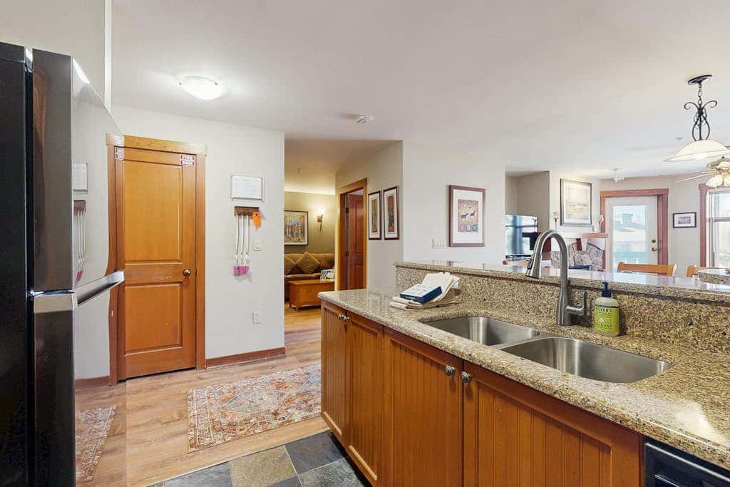 Mountainview Condo with Ski-In/Out Access, Club Solitude Access with Pool & Hot Tub