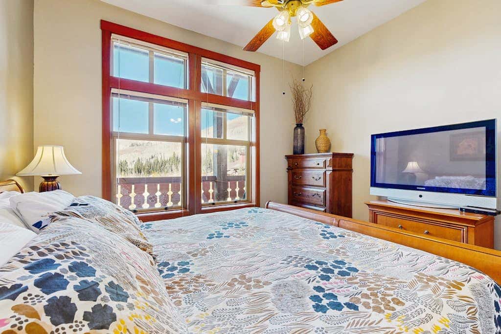 Mountainview Condo with Ski-In/Out Access, Club Solitude Access with Pool & Hot Tub