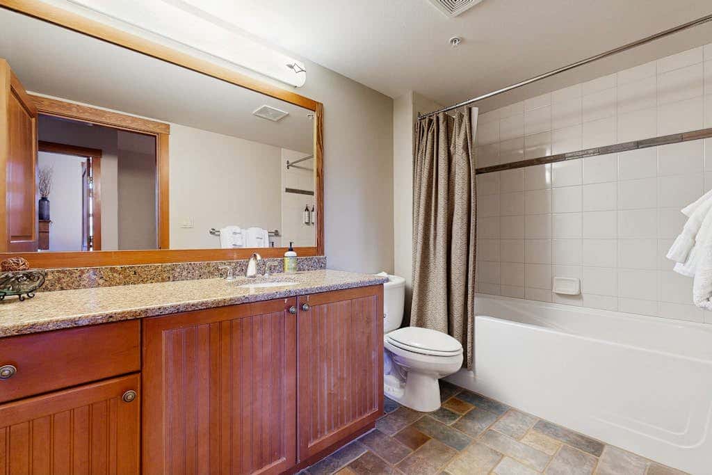 Mountainview Condo with Ski-In/Out Access, Club Solitude Access with Pool & Hot Tub