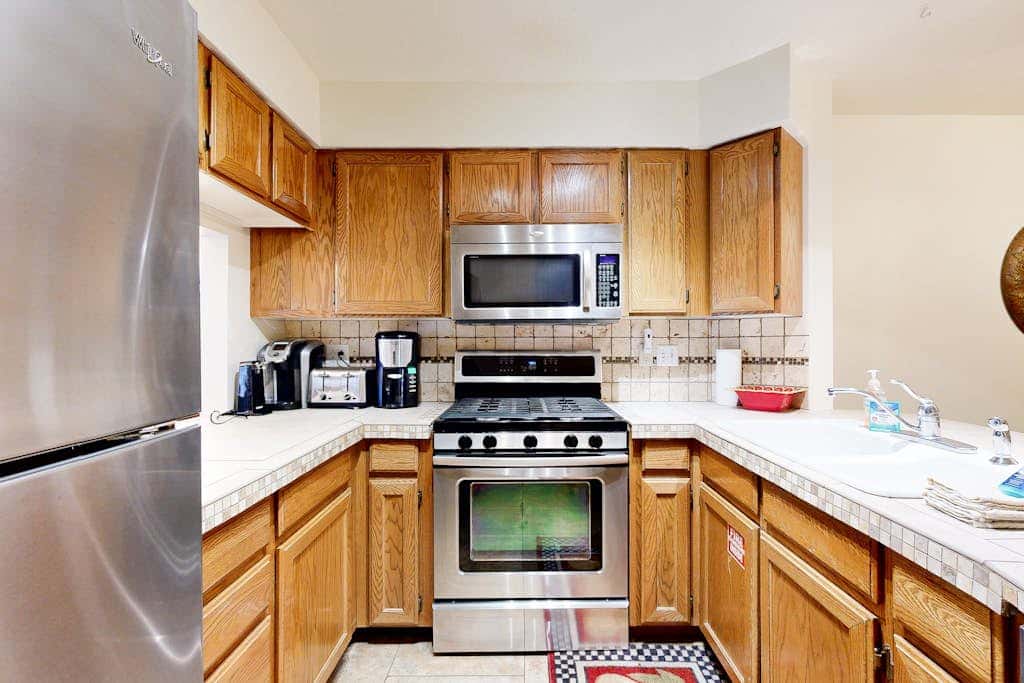 Updated Condo with  Private Hot Tub, Mountain Views, & Gas Grill - Close to Skiing