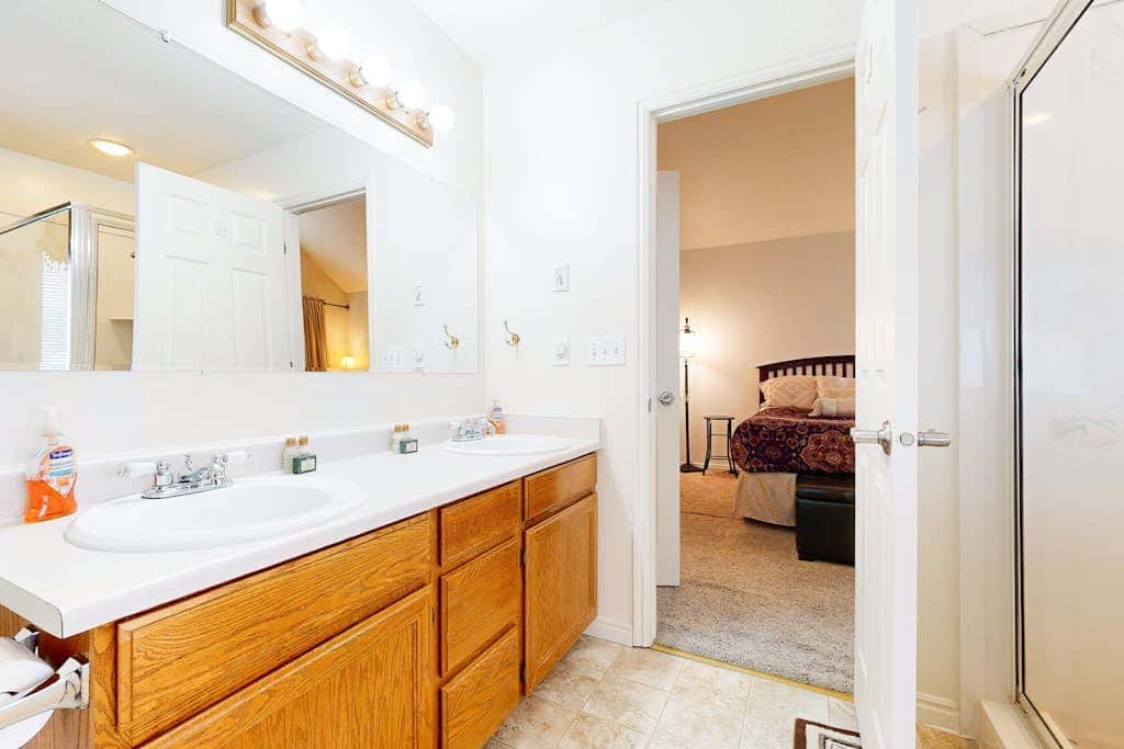 Updated Condo with  Private Hot Tub, Mountain Views, & Gas Grill - Close to Skiing