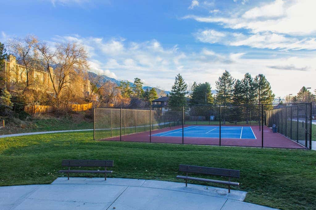 Updated Condo with  Private Hot Tub, Mountain Views, & Gas Grill - Close to Skiing