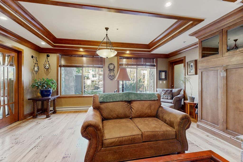 Welcoming Condo with a Shared Hot Tub, Pool and Club Solitude Access