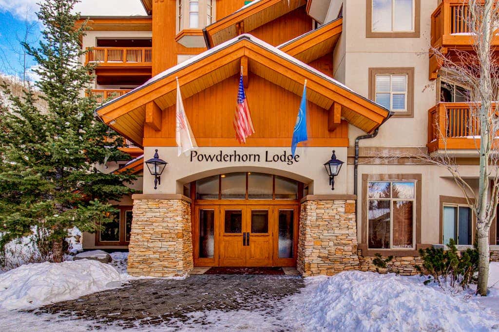 Ski-in - ski-out Powderhorn Condo with Shared Hot Tubs, a Pool & Gym at Club Solitude