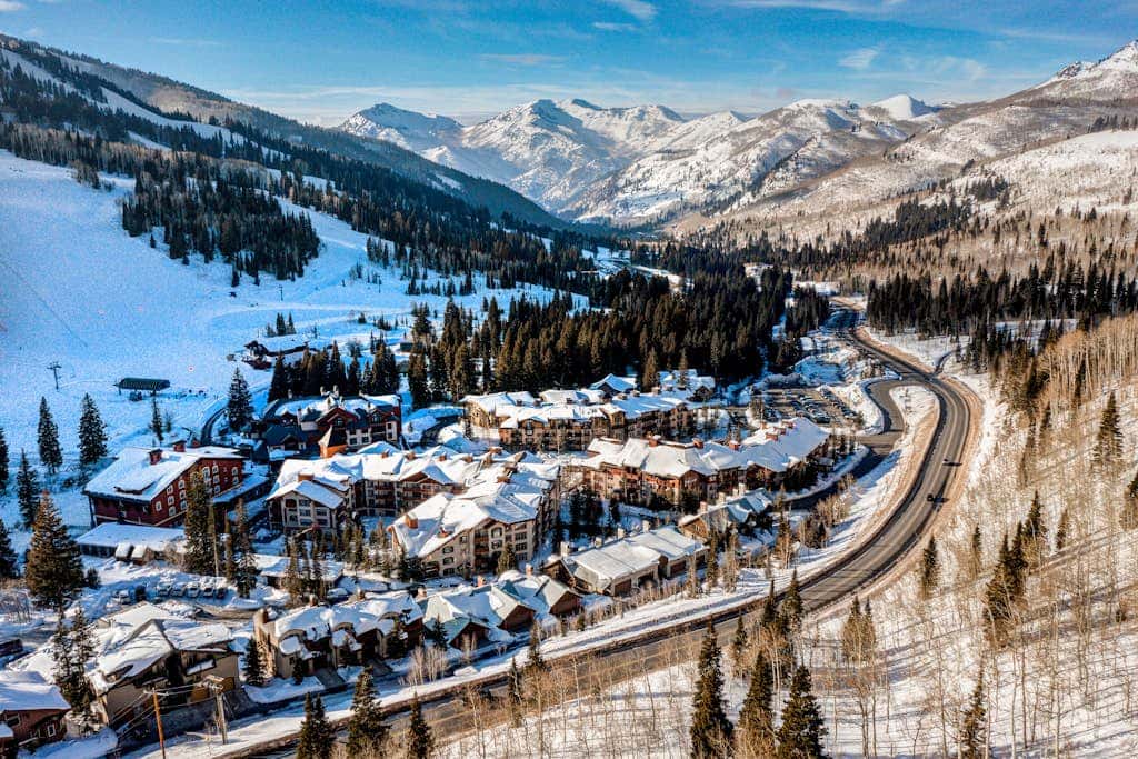 Ski-in - ski-out Powderhorn Condo with Shared Hot Tubs, a Pool & Gym at Club Solitude
