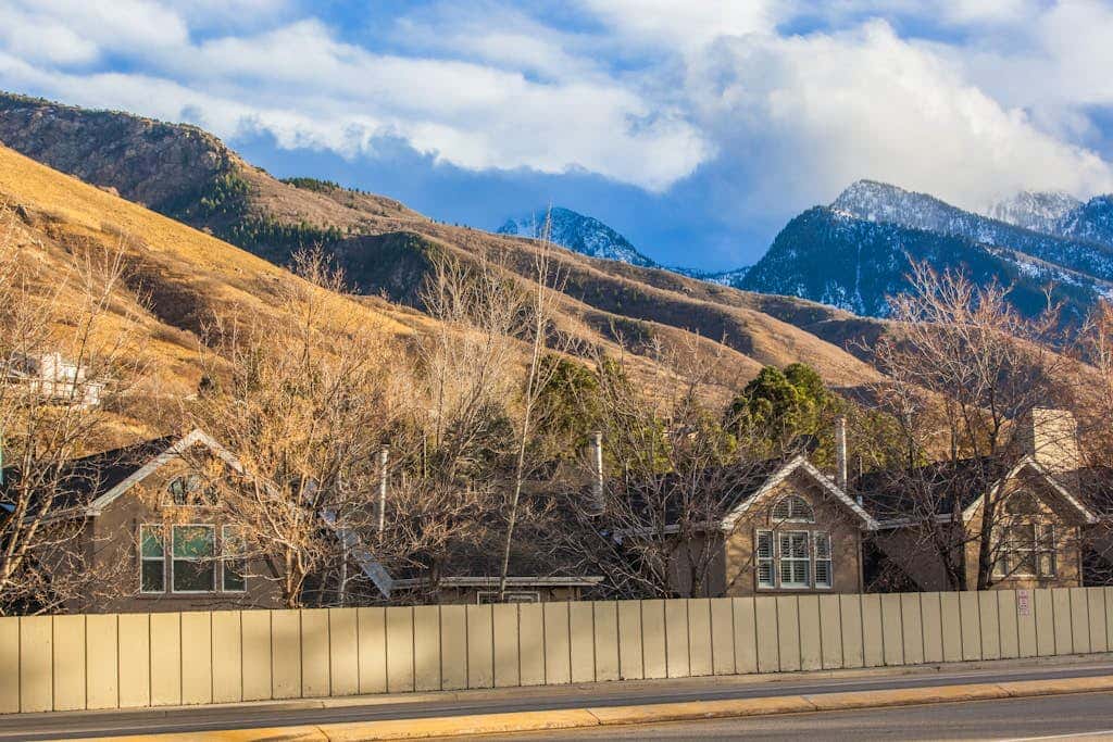 Spacious and sophisticated home w/ private hot tub - close to skiing