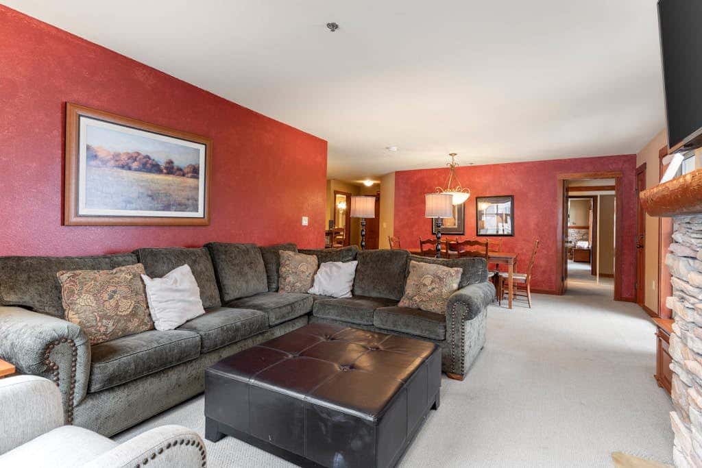 Ski-in - ski-out condo with access to Club Solitude - pools, hot tubs, & more