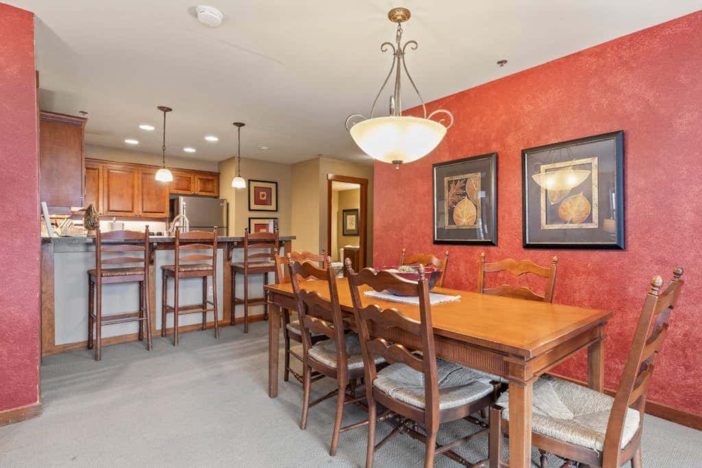 Ski-in - ski-out condo with access to Club Solitude - pools, hot tubs, & more