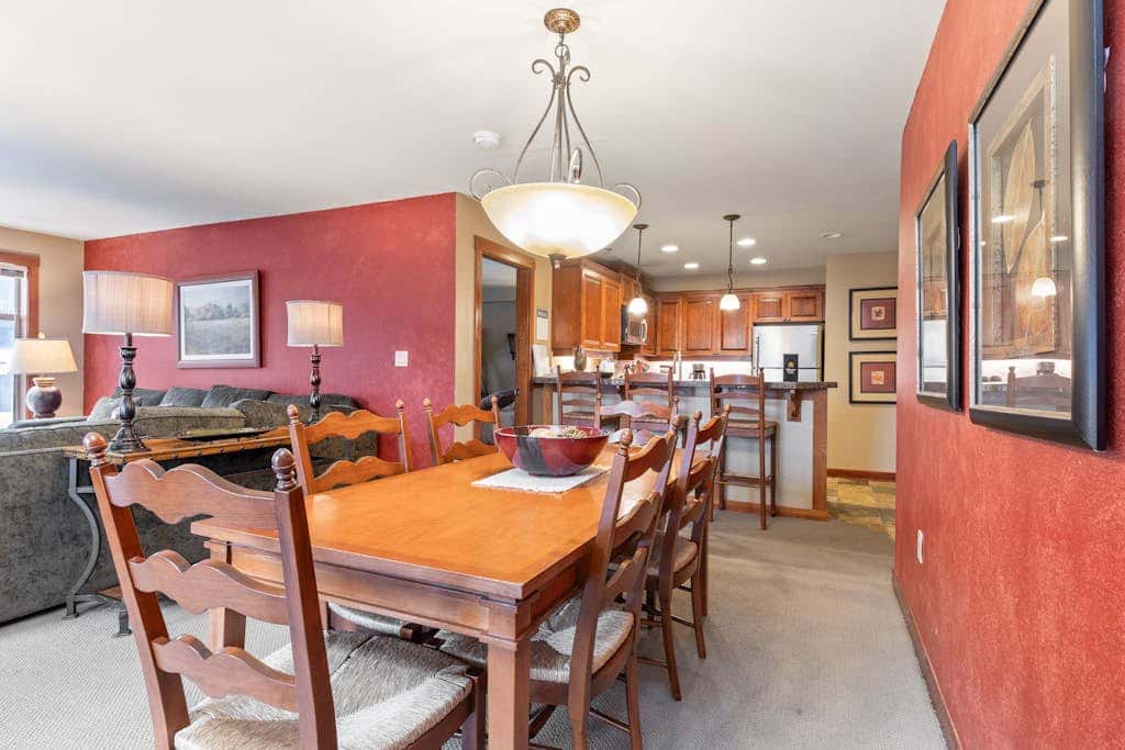 Ski-in - ski-out condo with access to Club Solitude - pools, hot tubs, & more