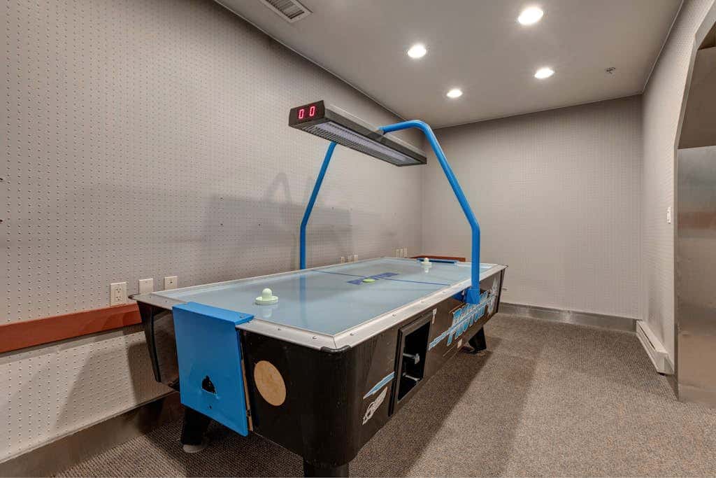Ski-in - ski-out condo with access to Club Solitude - pools, hot tubs, & more