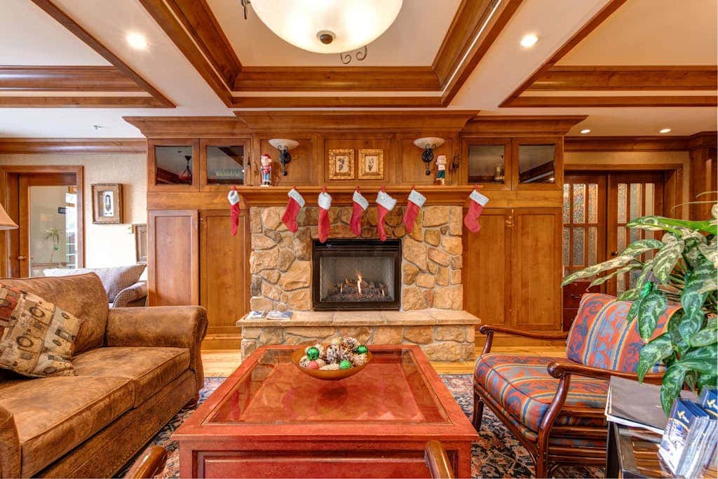 Ski-in - ski-out condo with access to Club Solitude - pools, hot tubs, & more