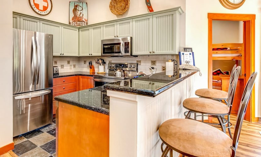 Eagle Springs East 101 - Red-Wing Suite