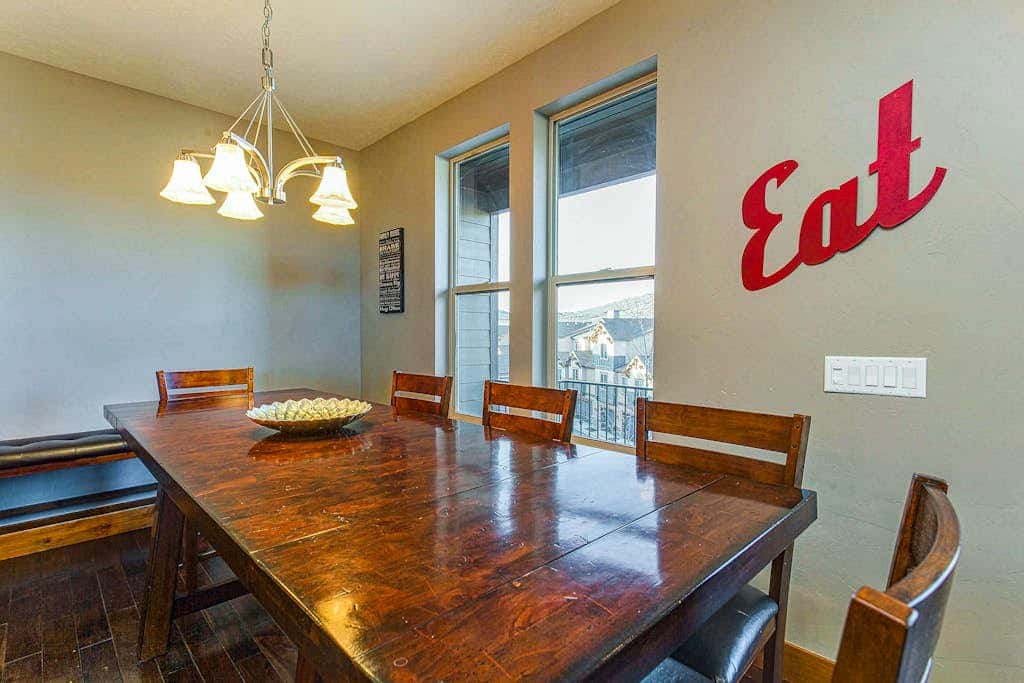Home with  fireplace, private hot tub, shared pool, game and fitness facilities