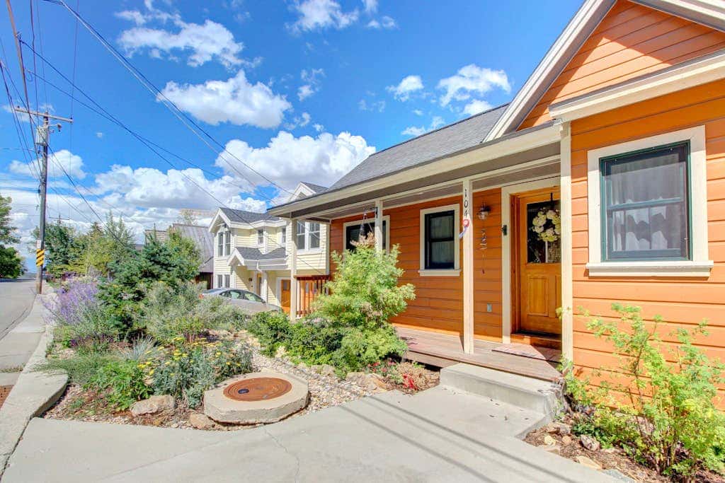 Restored 1890s Cabin - Close to Chairlift & Sundance Venues