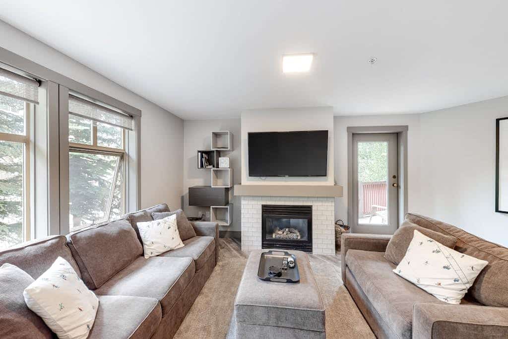 Eagle Springs East 206 - White Fir Suite