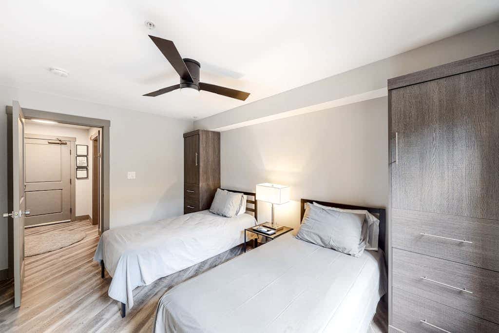 Warm & Welcoming Condo with Free WiFi, Access to Pools, Hot Tubs