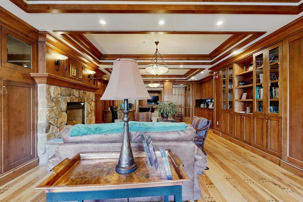 Warm & Welcoming Condo with Free WiFi, Access to Pools, Hot Tubs