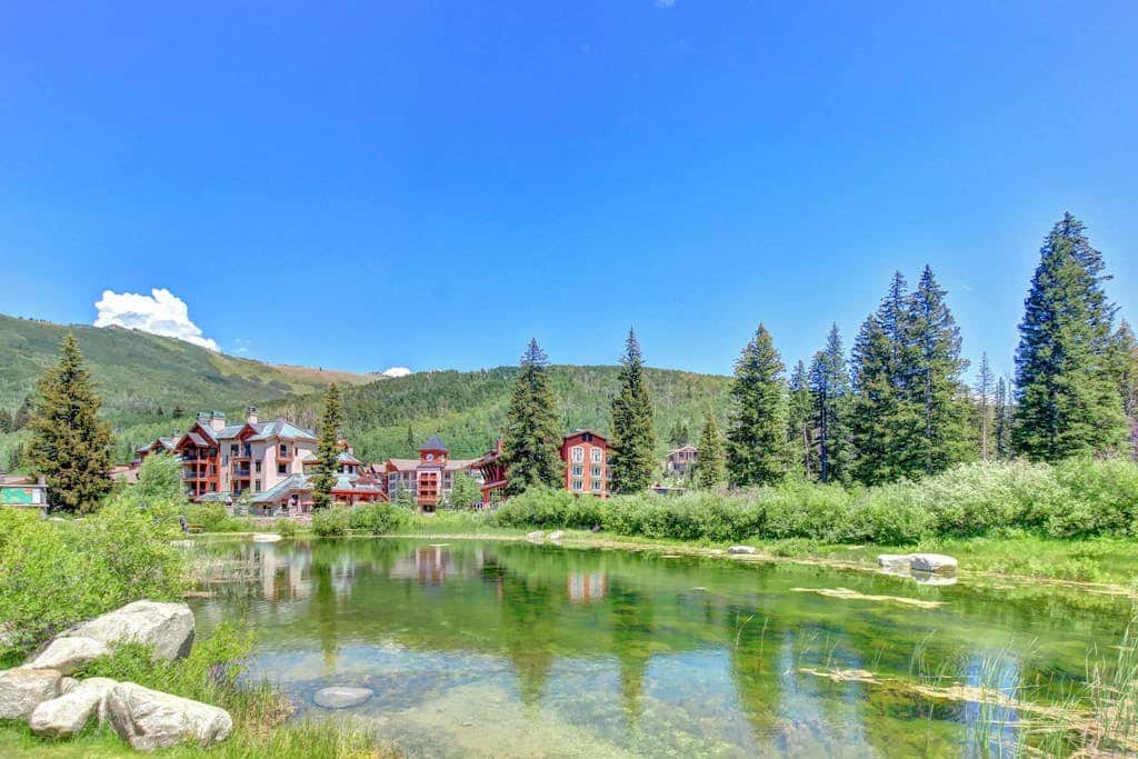 Ski-In/Out Condo with Mountain Views & Resort Amenities
