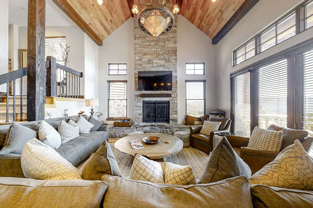 ski-in - ski-out Deer Valley - Jordanelle family lodge with private hot tub
