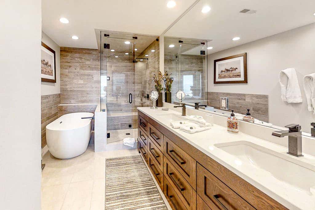 ski-in - ski-out Deer Valley - Jordanelle family lodge with private hot tub